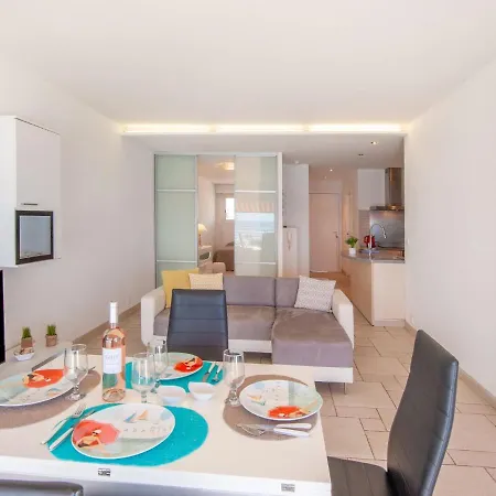 Apartment Le Chantilly-1 By Interhome *